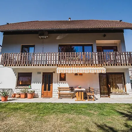 Apartma Rombon Brdo With Free Onsite Parking