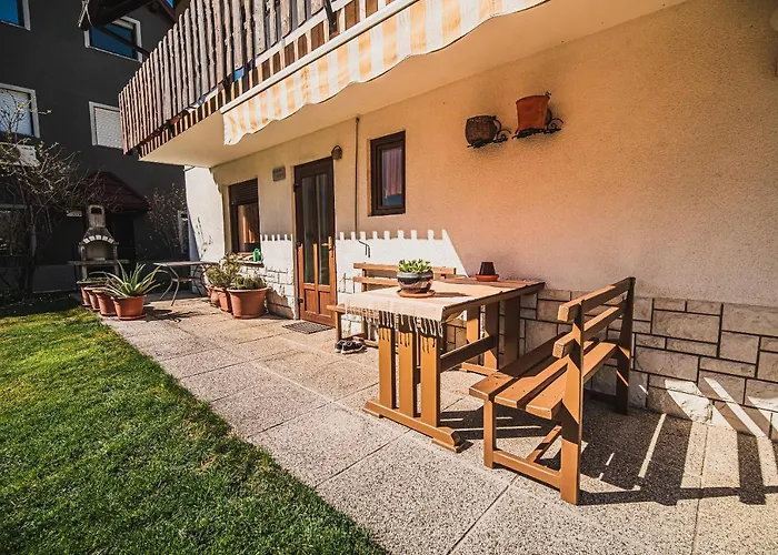 Apartma Rombon Brdo With Free Onsite Parking