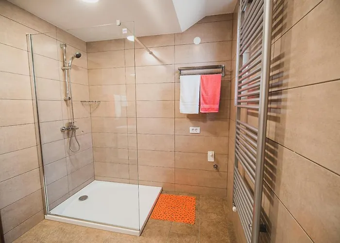 Apartma Rombon Brdo With Free Onsite Parking