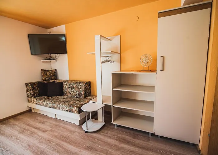 Apartma Rombon Brdo With Free Onsite Parking Διαμέρισμα