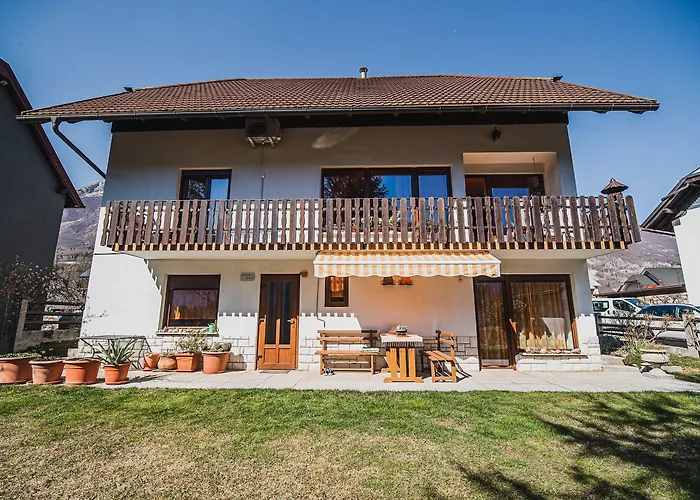 Apartma Rombon Brdo With Free Onsite Parking Διαμέρισμα *