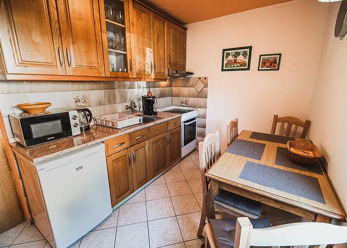 Apartma Rombon Brdo With Free Onsite Parking Διαμέρισμα Bovec