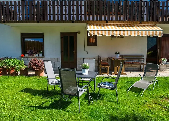 Apartma Rombon Brdo With Free Onsite Parking Διαμέρισμα *